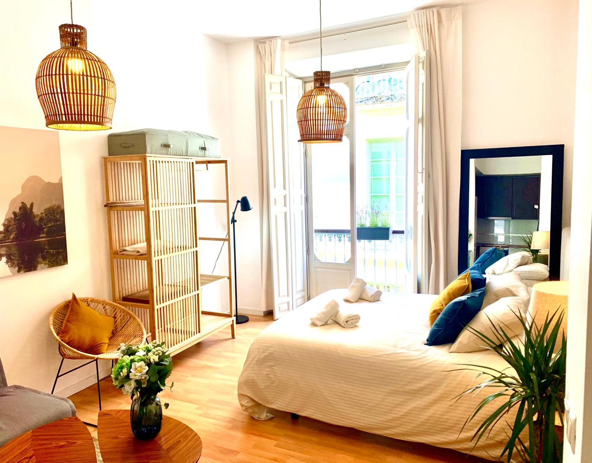 Calderon III Deluxe Central Sinesedesignhomes Málaga Exterior foto